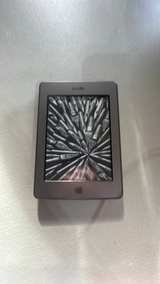 Amazon Kindle 4th Generation with Lighted Leather Cover - Image 4
