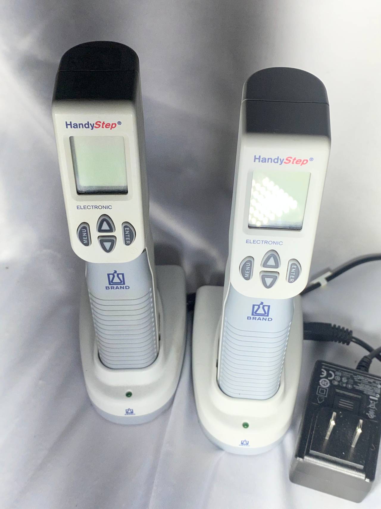 BrandTech HandyStep Electronic Repeating Pipette