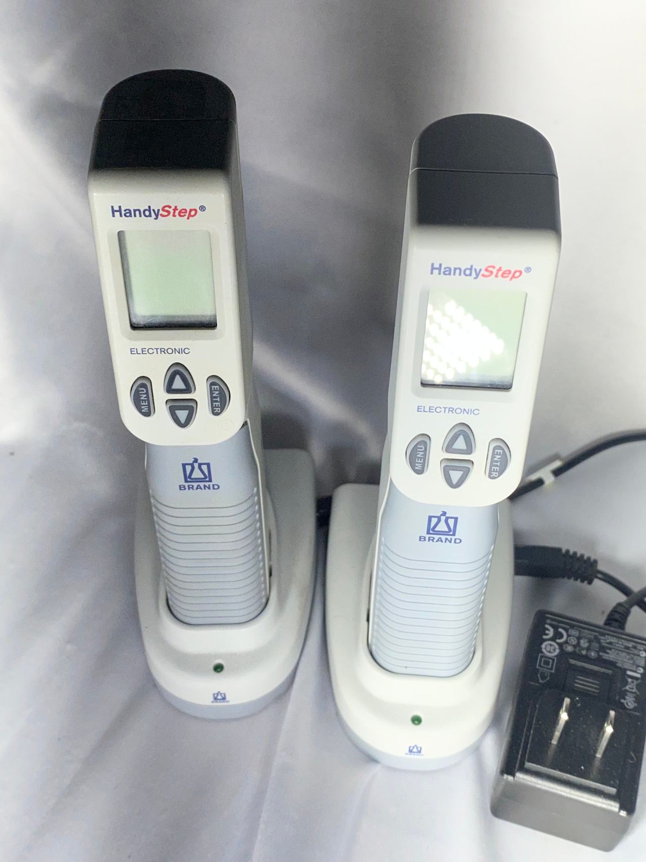 BrandTech HandyStep Electronic Repeating Pipette
