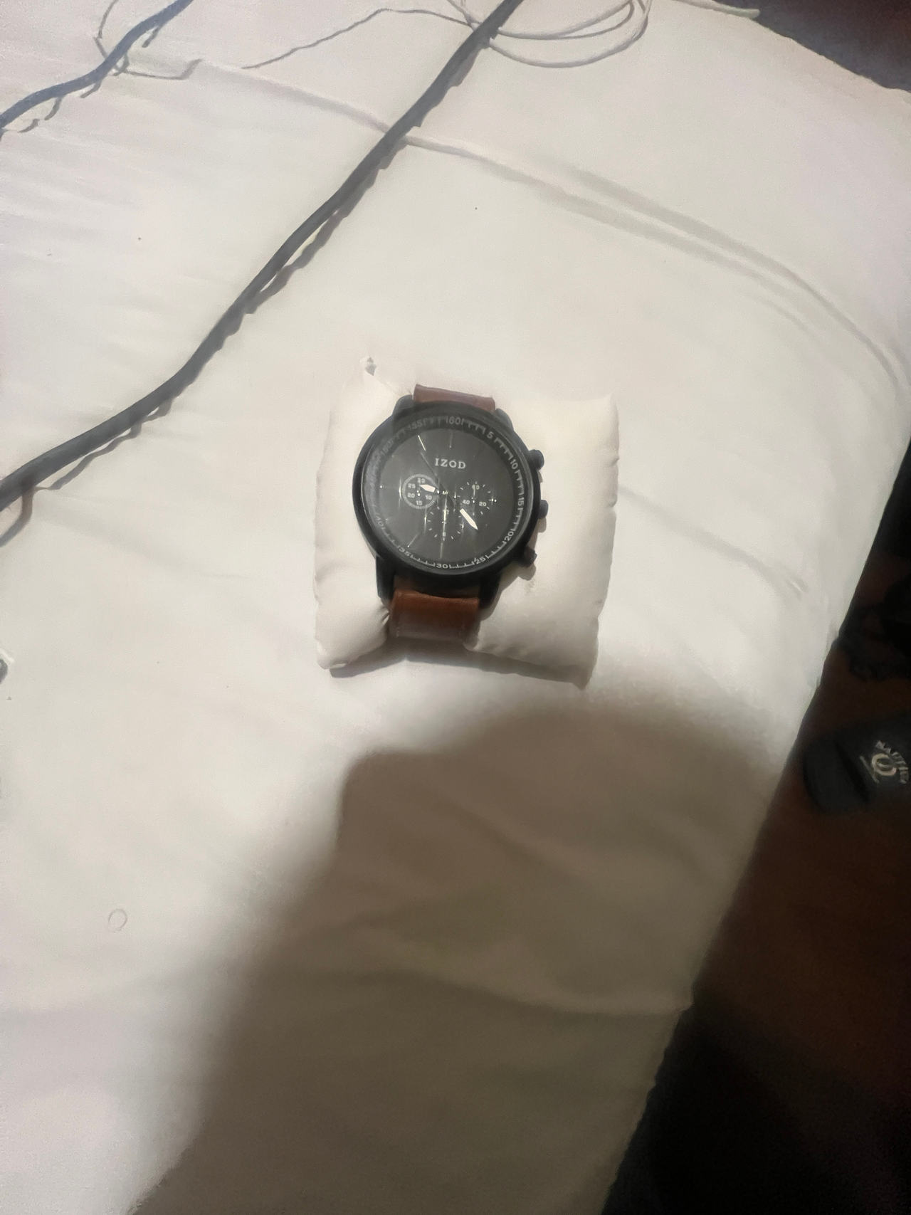 IZOD Men's Analog Watch