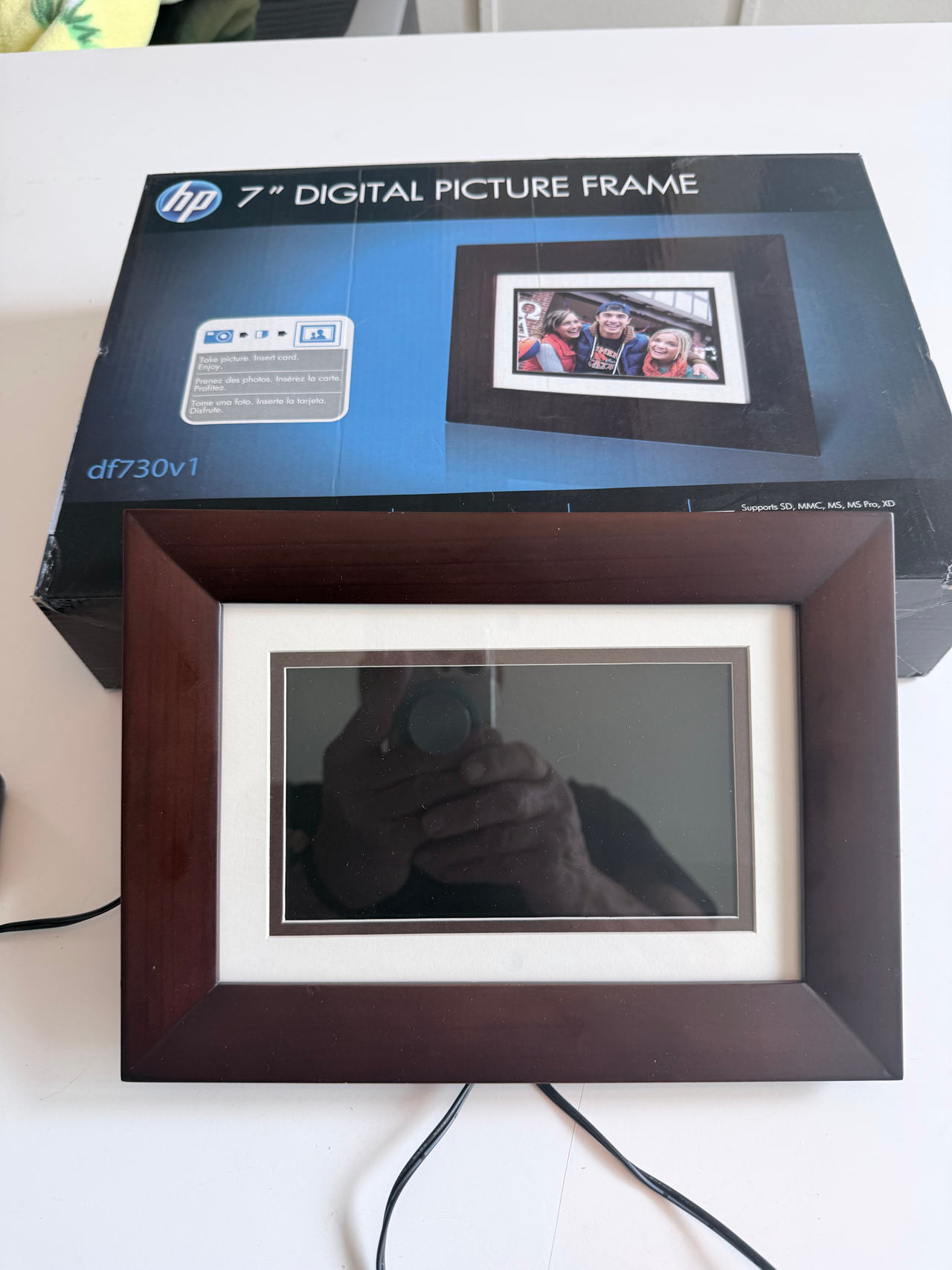HP 7" Digital Picture Frame df730v1
