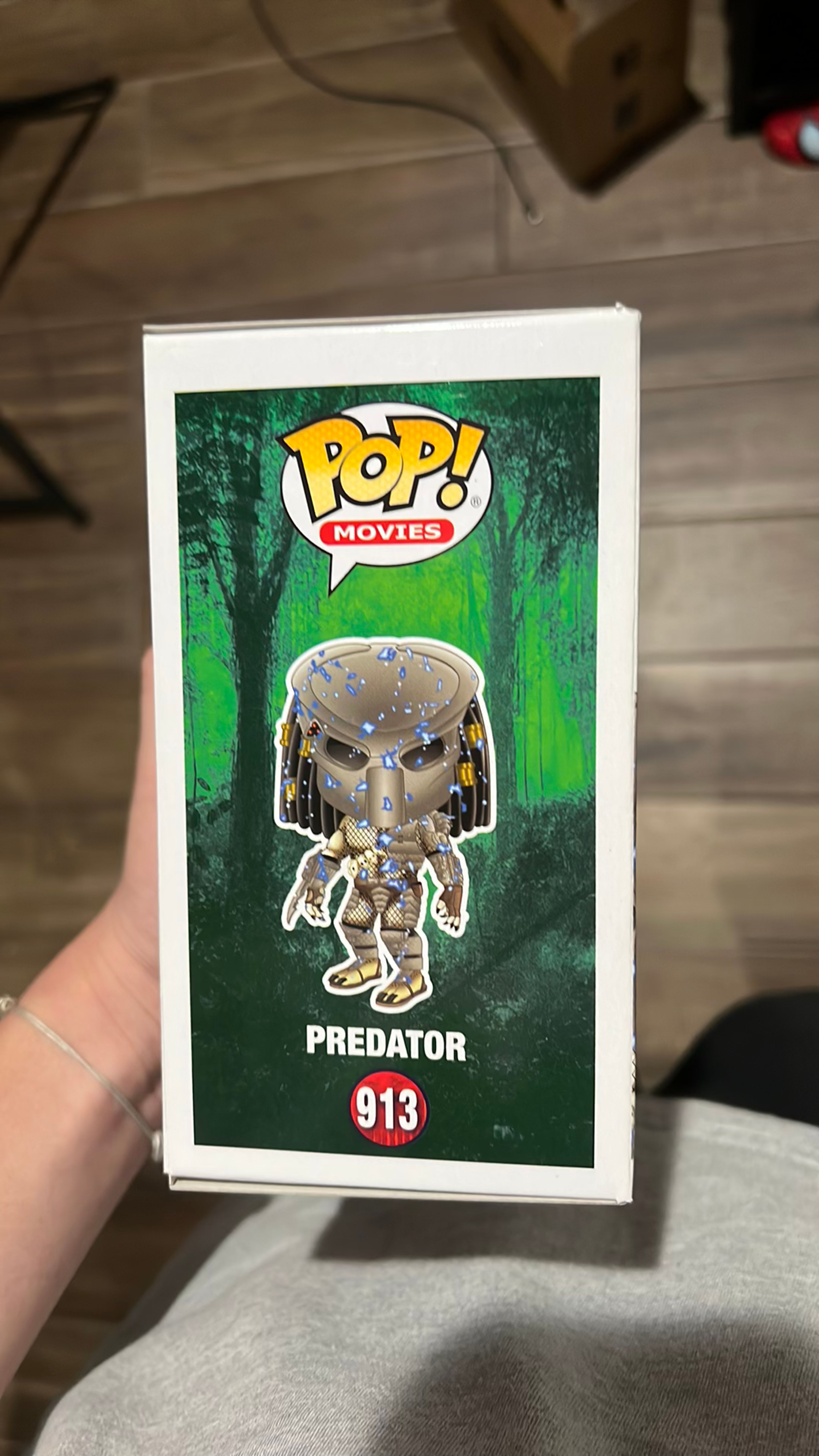 Funko Pop! Movies: Predator #913 Funko Insider Club Exclusive - Image 4