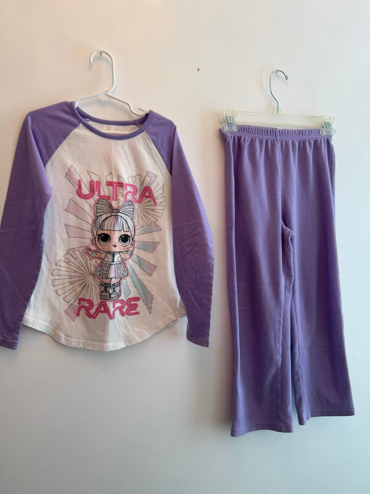 L.O.L. Surprise! Girls Ultra Rare 2-Piece Pajama Set Size 7-9