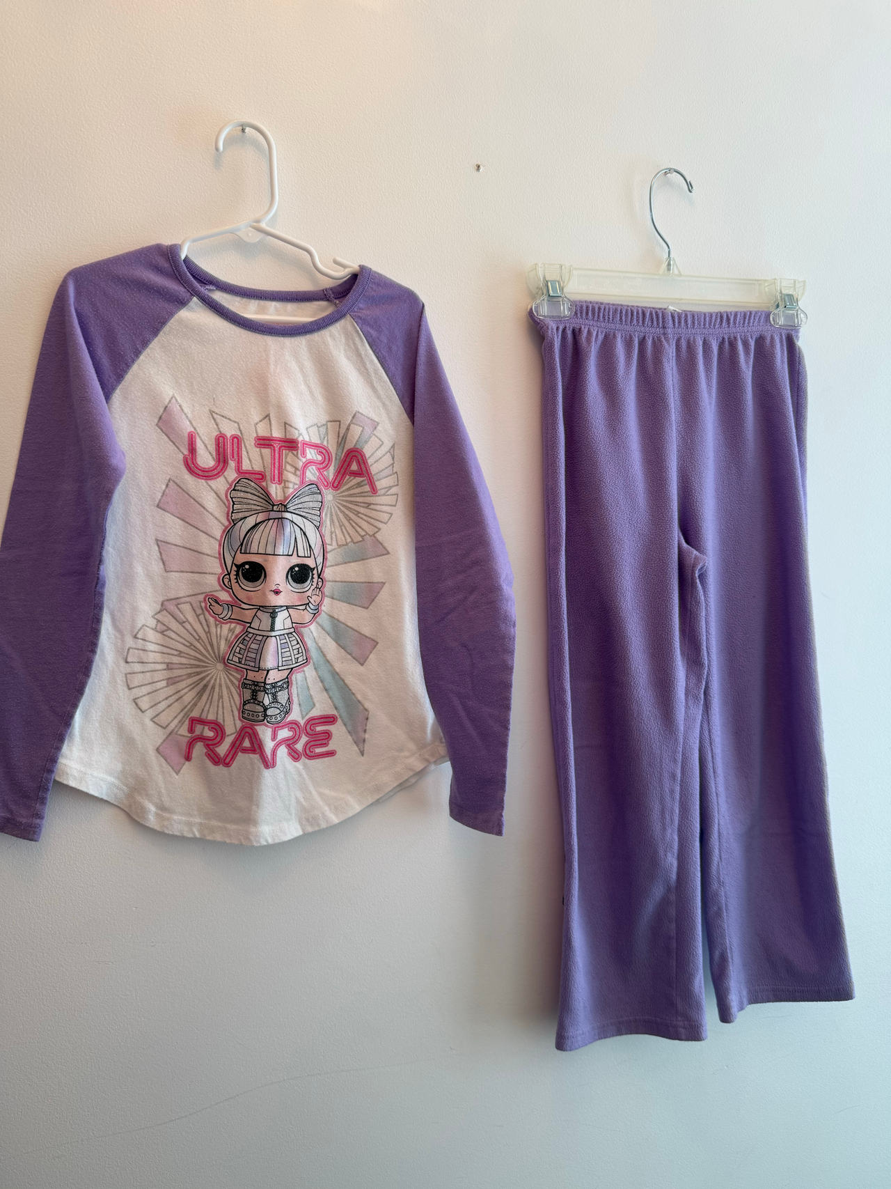 L.O.L. Surprise! Girls Ultra Rare 2-Piece Pajama Set Size 7-9