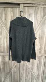 Cabi Cowl Neck Knit Sweater size Medium M business casual - Image 3