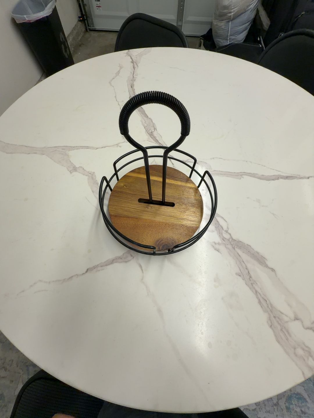 Mikasa Gourmet Basics Hanover Rotating Condiment Caddy – Black