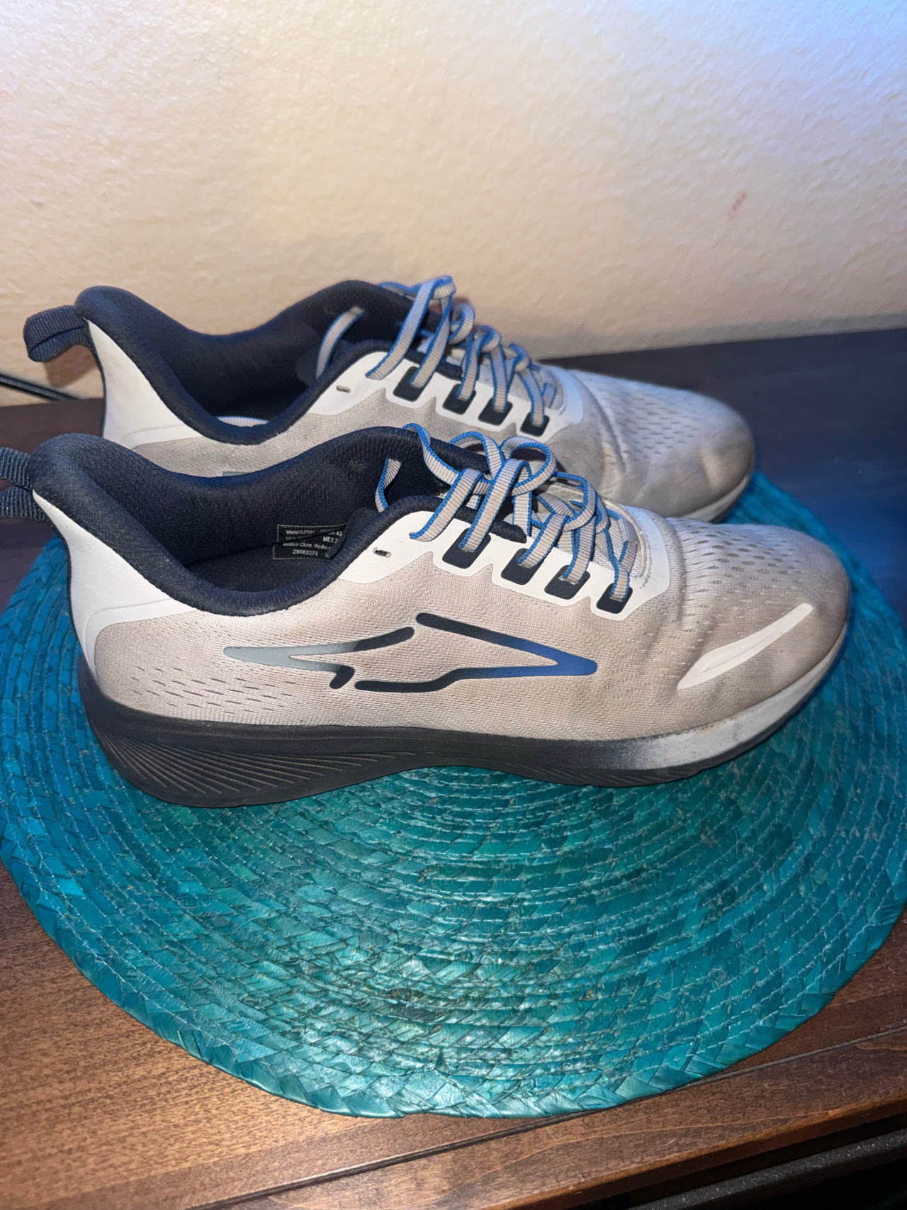 Avia Men's Running Shoes Size 10