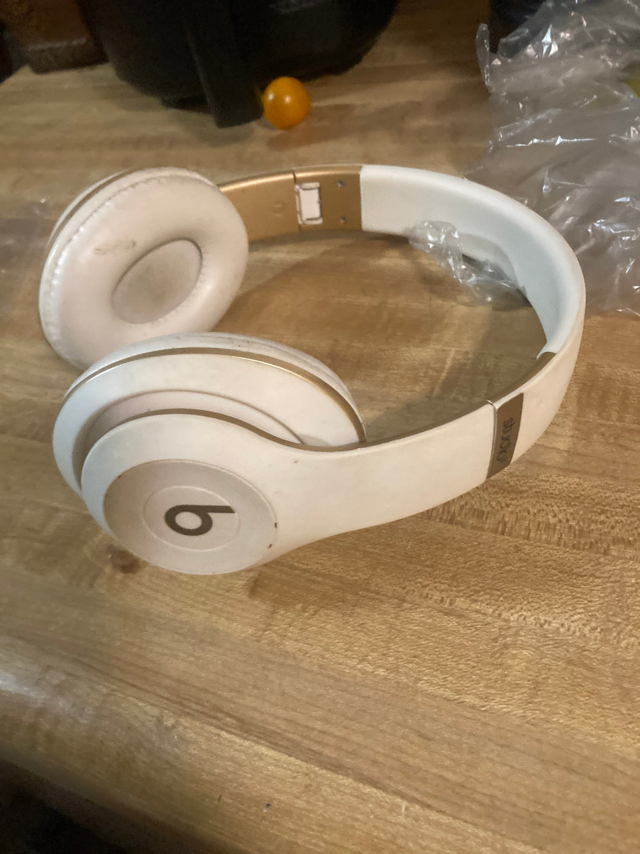 Beats Solo3 Wireless On-Ear Headphones