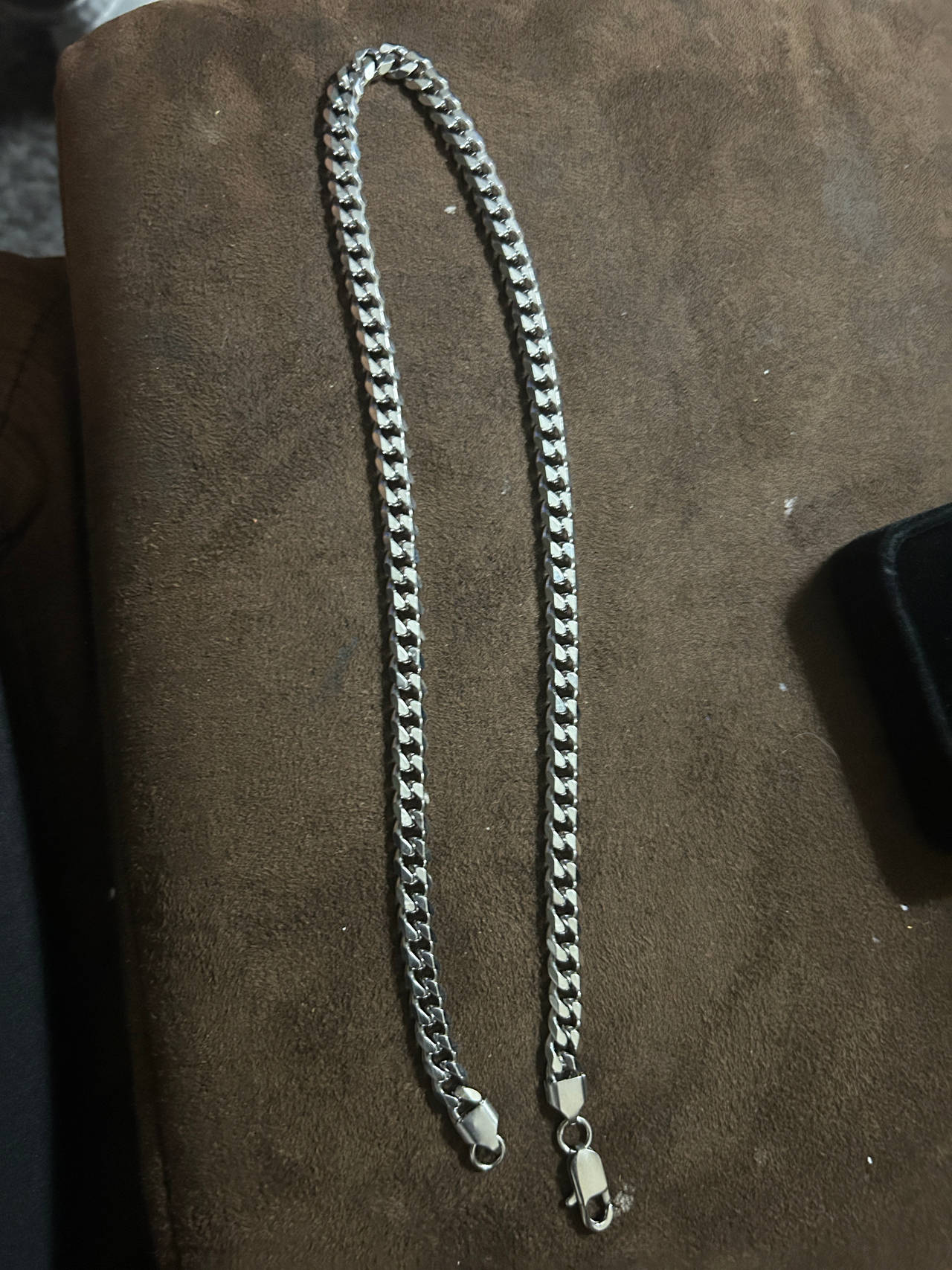 Silver tone Curb Link Chain Necklace