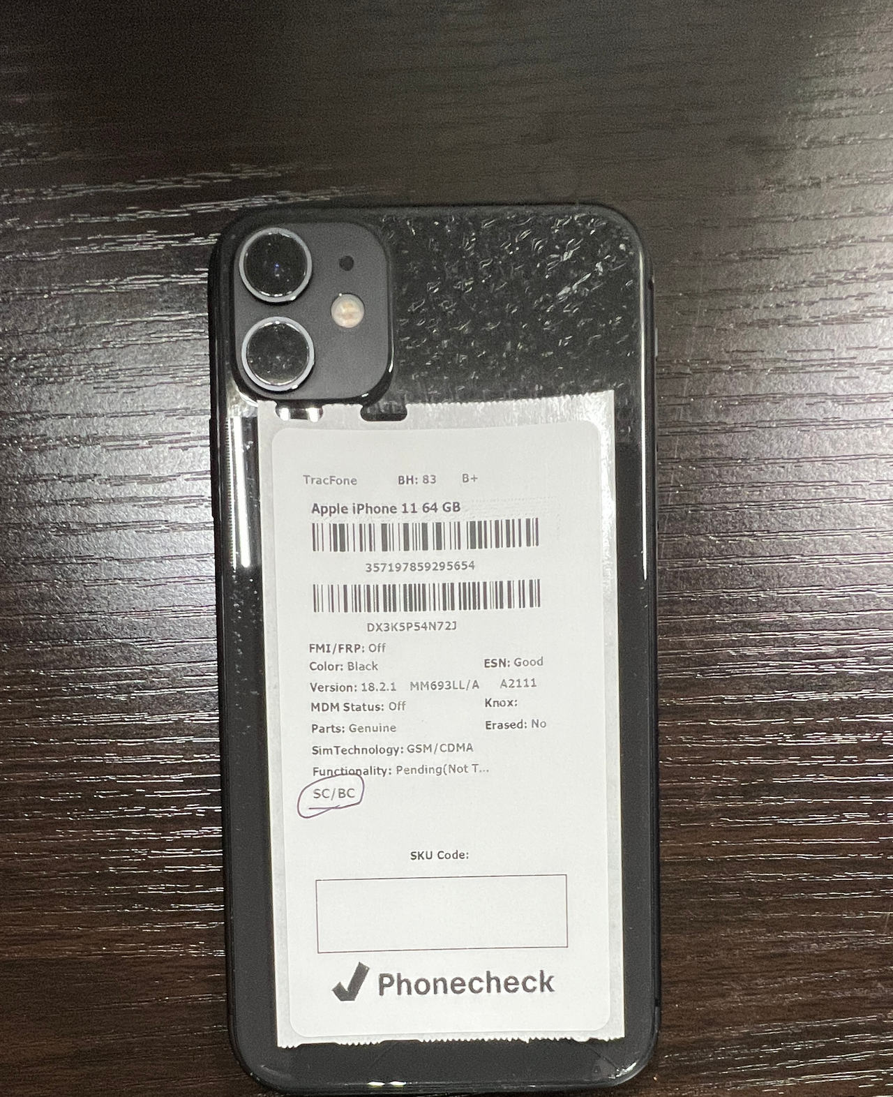 Apple iPhone 11 64GB Black - Cracked Screen/Back - Functional