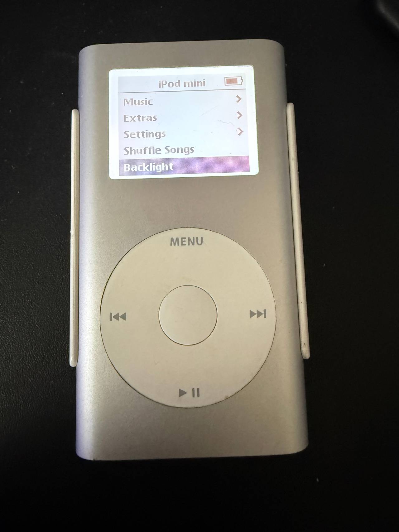 iPod Mini 1st Gen 4GB with charger wall brick and cable. Tested