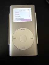 iPod Mini 1st Gen 4GB with charger wall brick and cable. Tested - Image 1