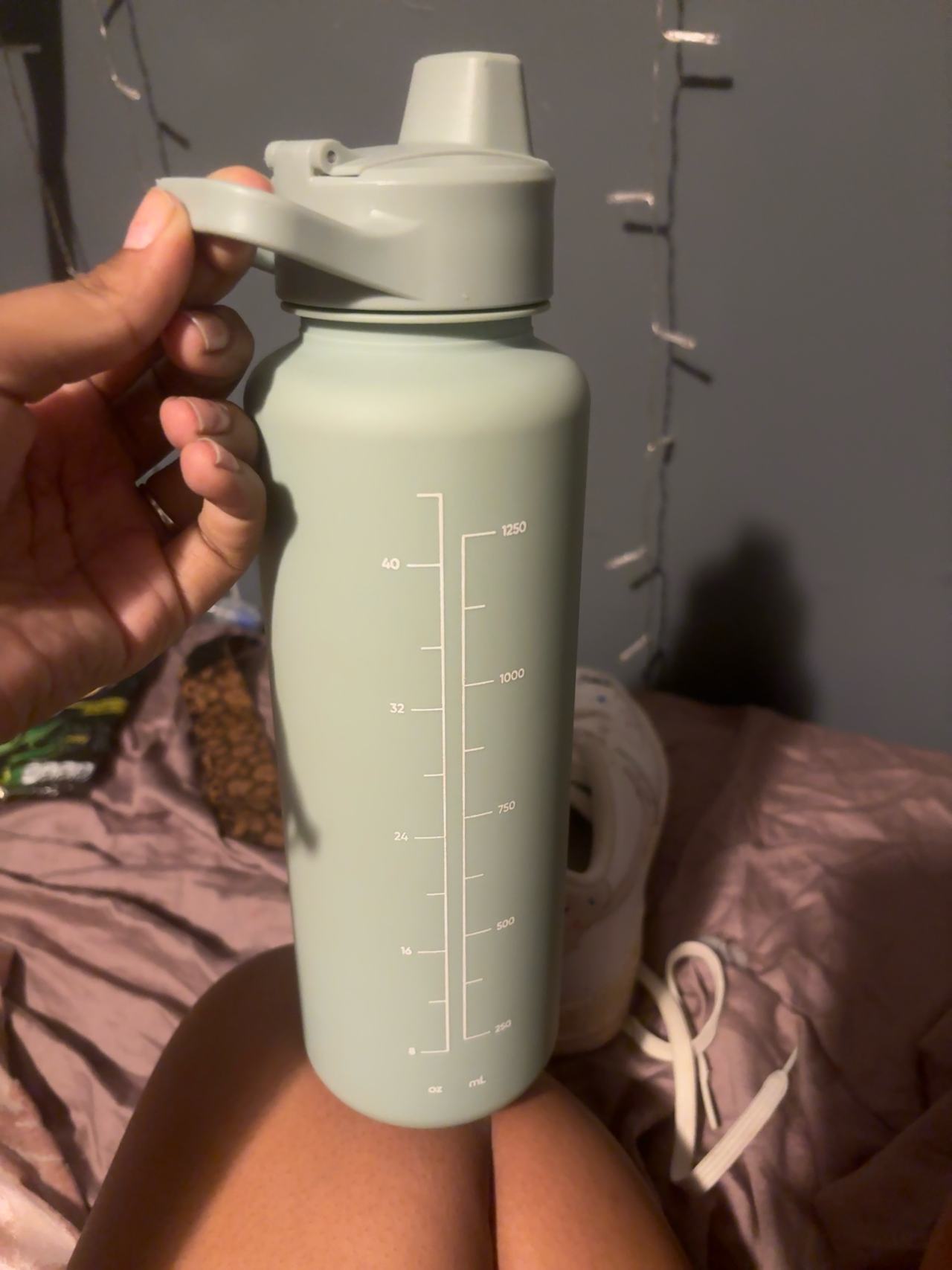 Simple Modern Summit Water Bottle Seaglass Sage