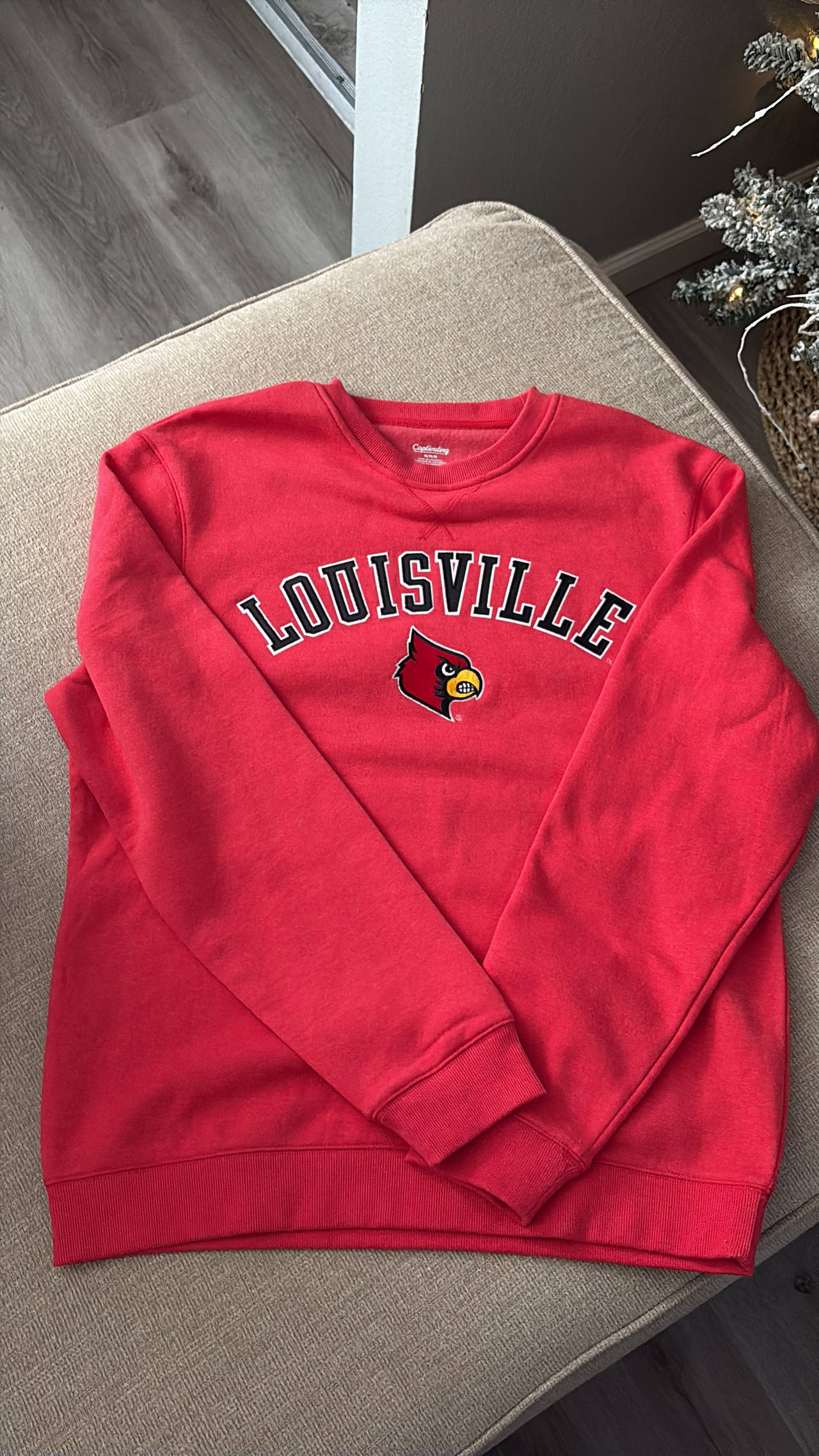 Colosseum Louisville Cardinals Red Crewneck Sweatshirt