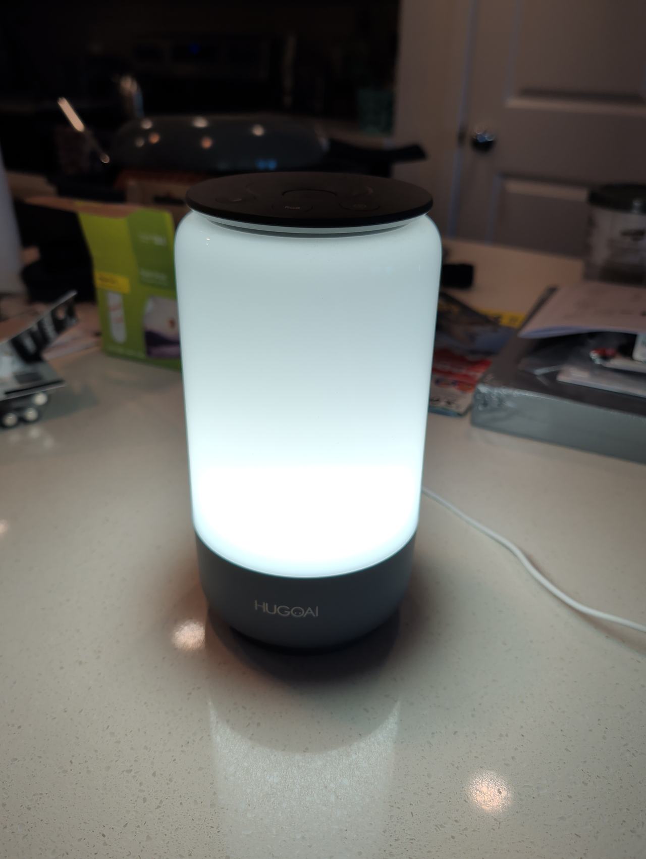 HUGOAI Smart Table Lamp