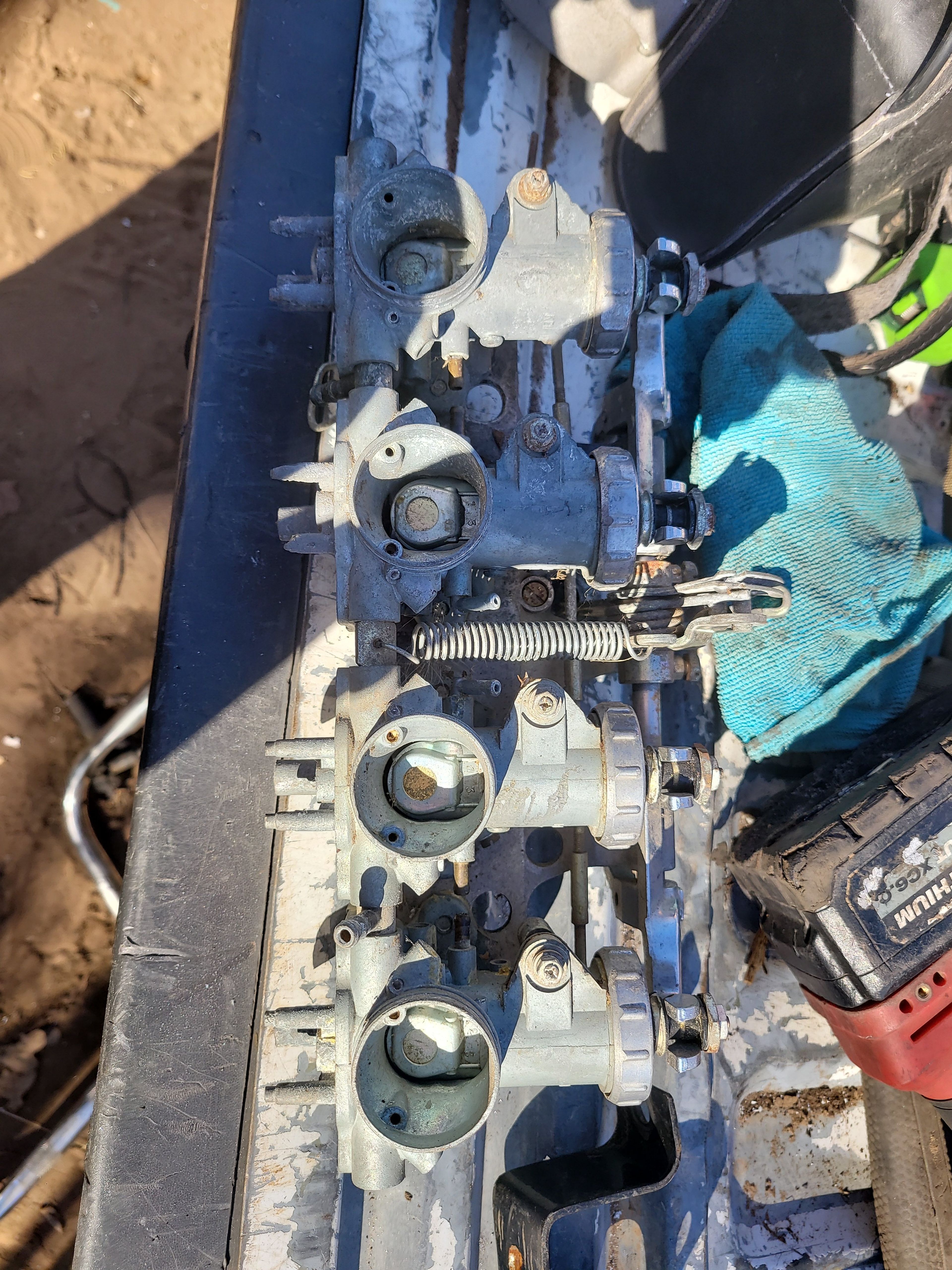 Mikuni BS34 Carburetor Bank