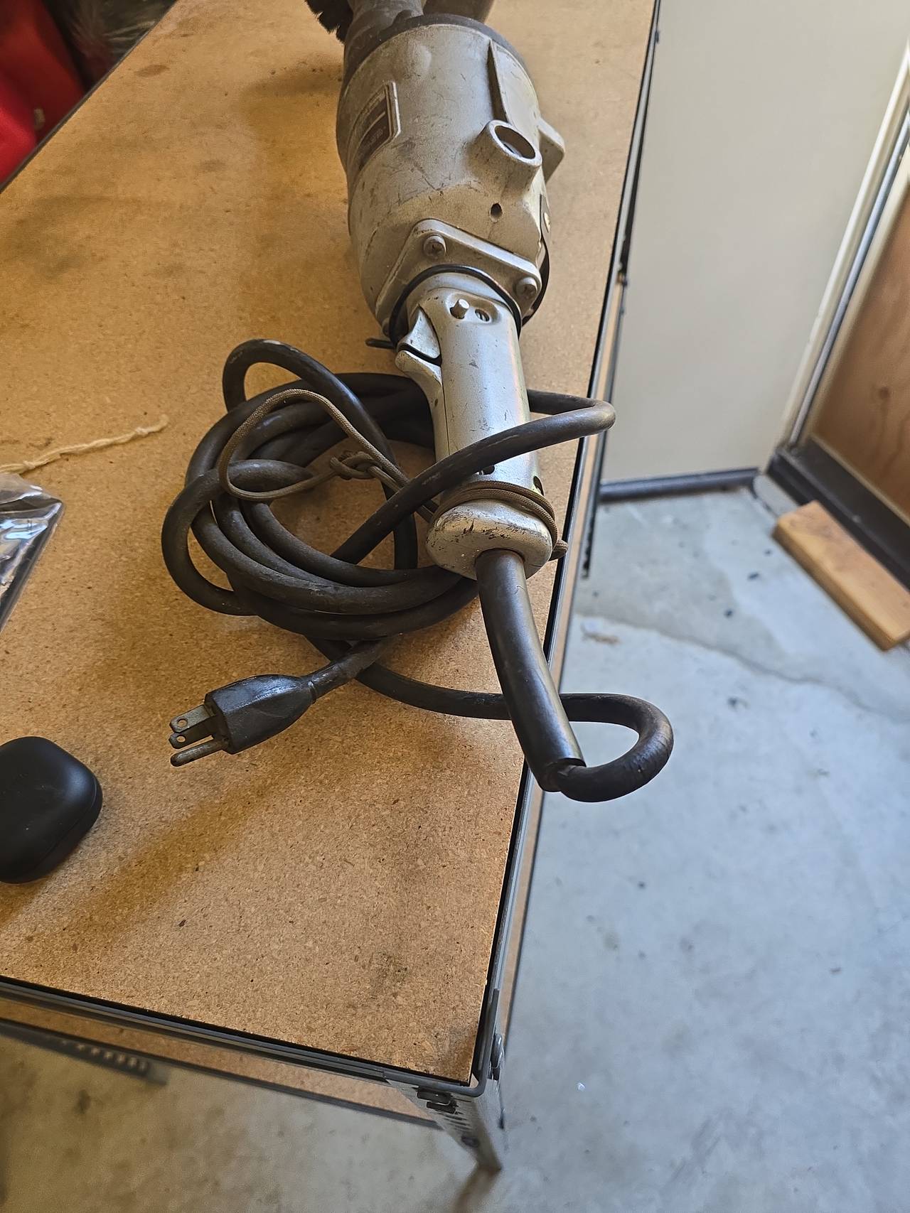 Black & Decker 6" Portable Grinder