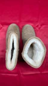 Bearpaw Elle Short Boots - Size 11 - Image 5