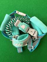Reflective Toddler Safety Harness and Anti-Lost Wrist Link Set - Image 3