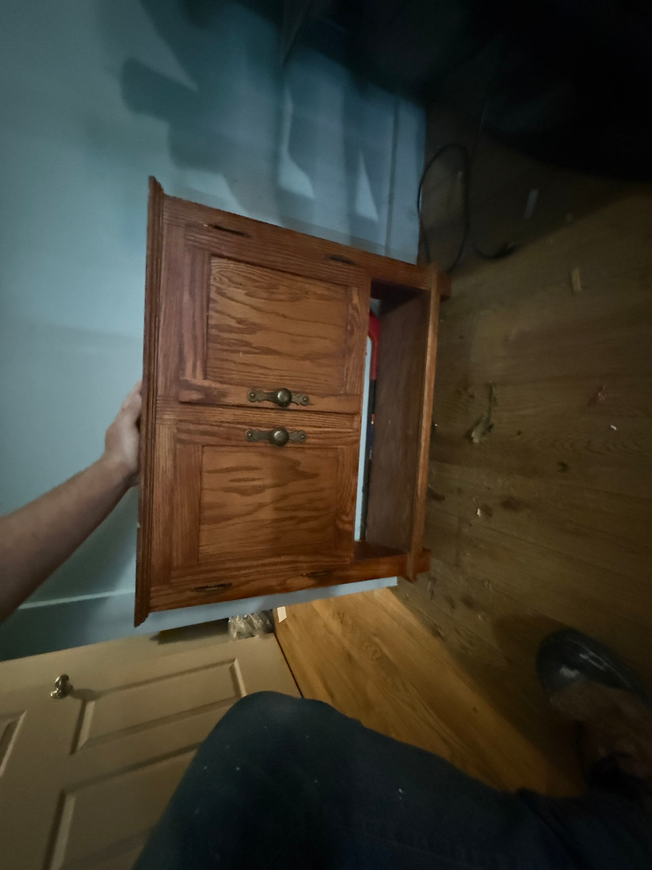 Wall Mounted Wooden Bathroom Cabinet