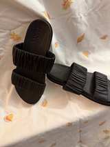 Sorel Women's Flatform Sandal - $50 OBO - Image 2