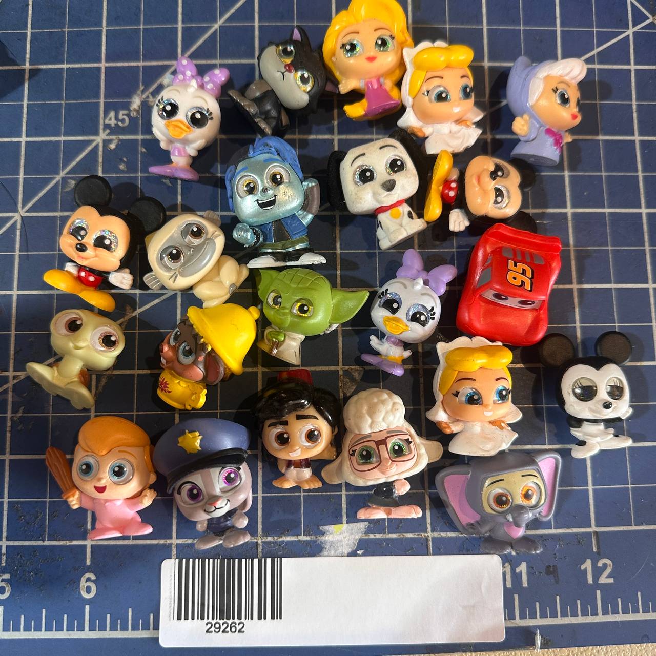 Disney Doorables Collectible Mini Figures Lot 29262