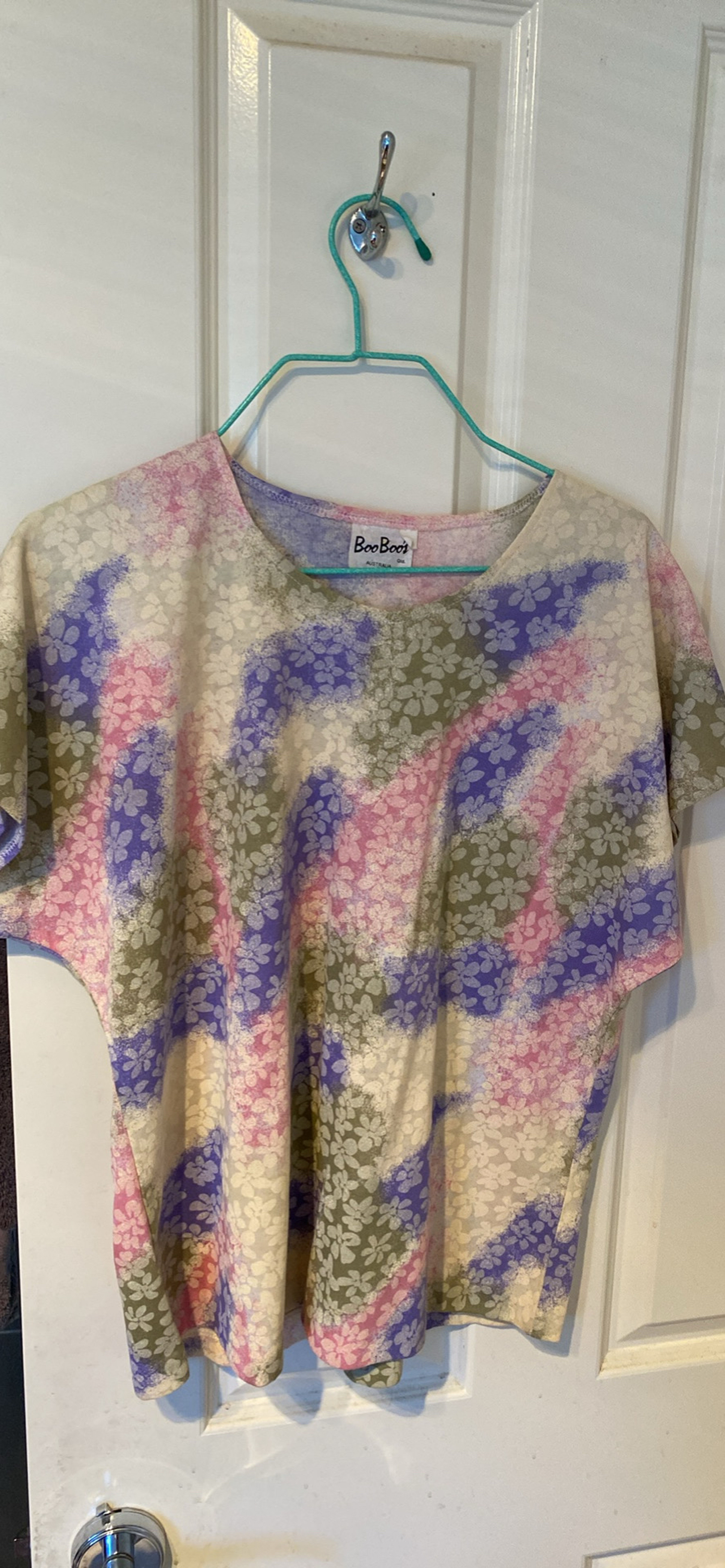 BeeBee Floral Tie-Dye Small T-Shirt