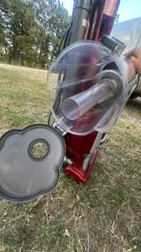Shark Navigator Upright Vacuum - Image 4