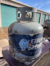 Blue Rhino 5-gal Propane Tank - Image 5