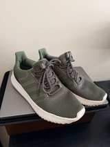 Adidas Cloudfoam Runners US9.5 - Image 2