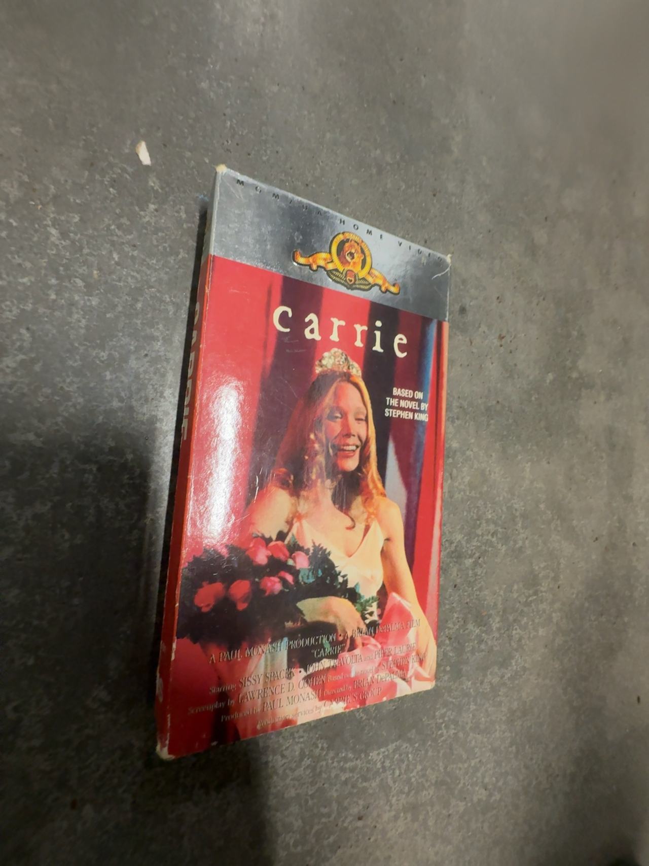 Carrie (1988) VHS Horror Film