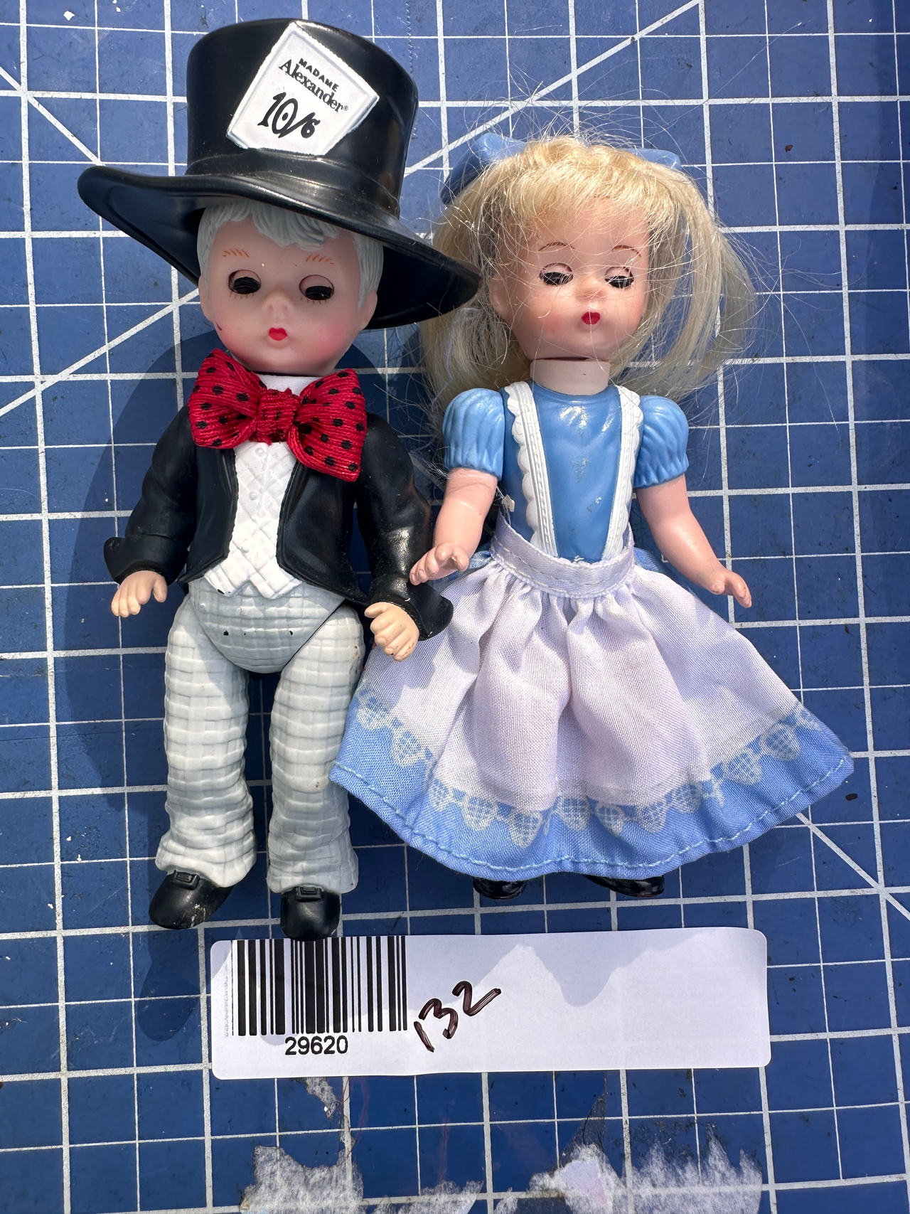 Madame Alexander Alice in Wonderland & Mad Hatter Dolls 132-20