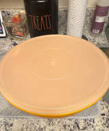 Tupperware Vintage Wonderlier Mixing Bowl with Lid - Image 1