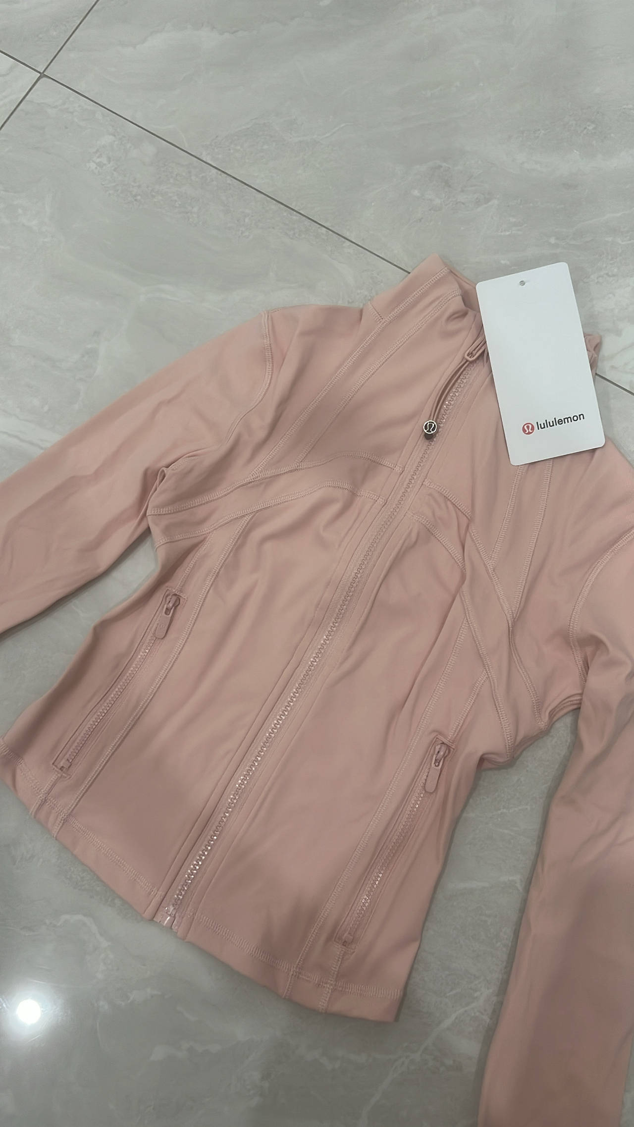Lululemon pink set size 2 BRAND NEW WITH TAGS