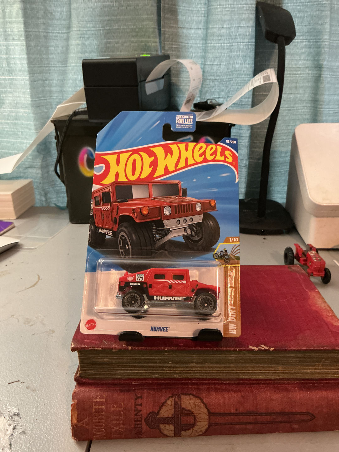 Hot Wheels Humvee HW Dirt 1/10 Red