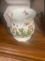 Wedgwood Wild Strawberry Open Sugar Bowl - Image 1