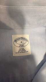 Brooks Brothers Women's Sleeveless Non-Iron Shirt. Size 4 - Image 8