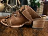 NIB Freebird Tan Caprice Women's Brown Leather Buckle Heeled Sandals - Image 2