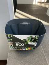 Wallygro Eco Living Wall Planter - Charcoal - Image 3