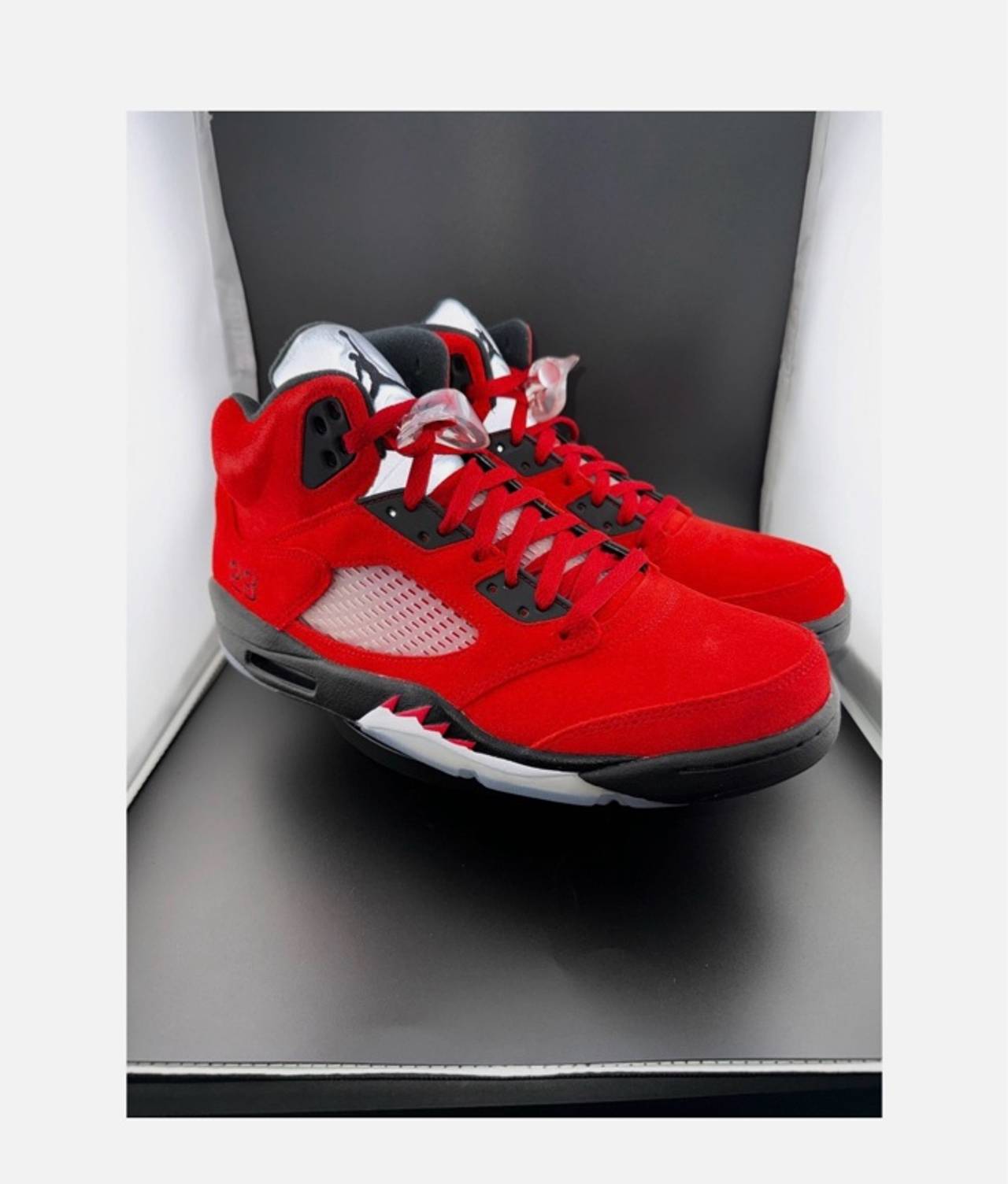 Nike Air Jordan 5 Retro Raging Bull Red size 10