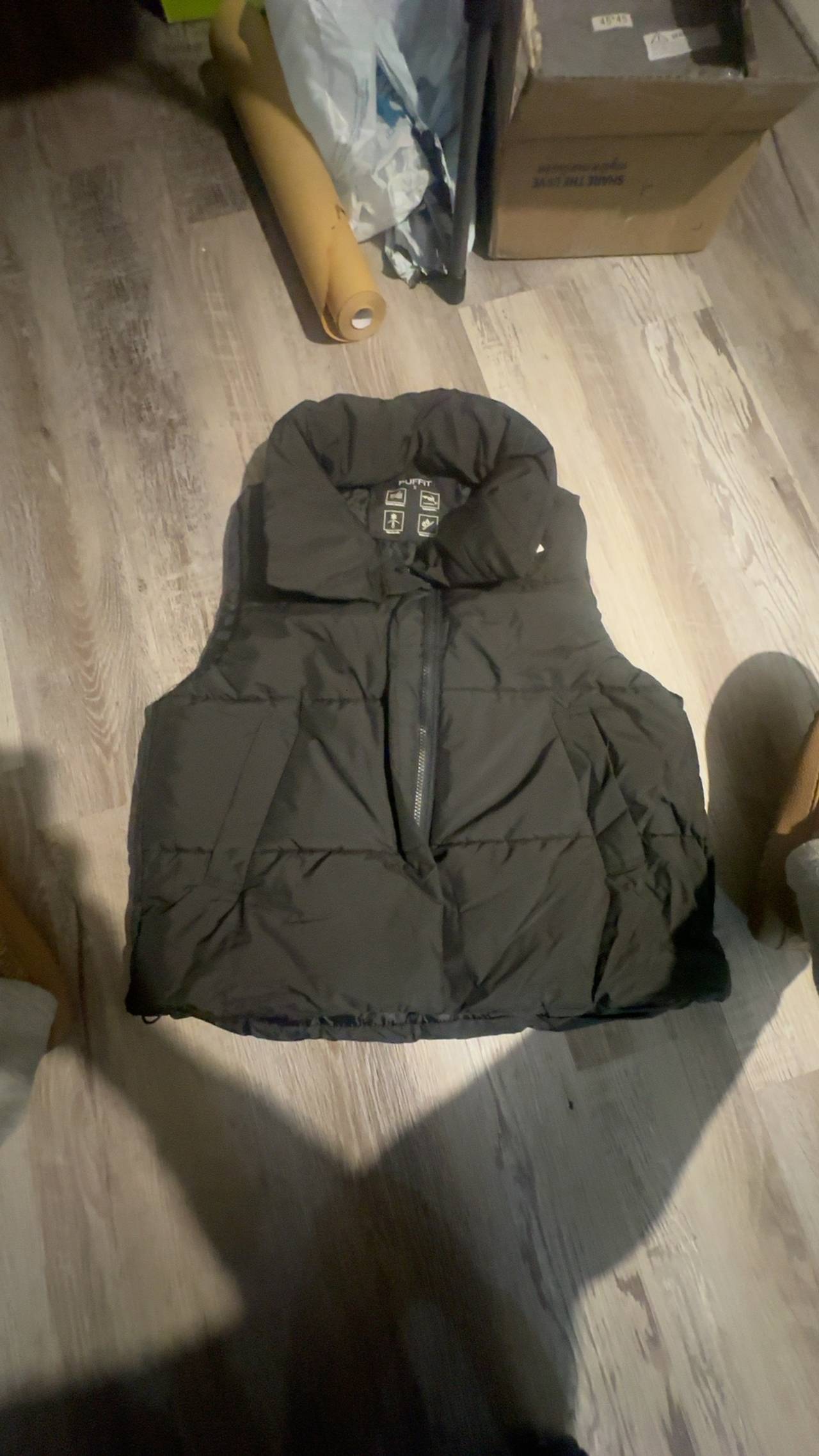 PUFFIT Size Small Dynamite Black Puffer Vest Ultra Warmth Winter Splashproof
