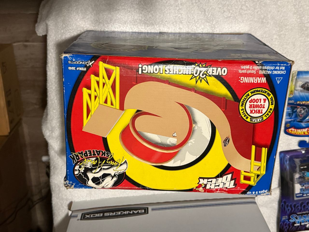 Tech Deck Tony Hawk Skatepark with Real Metal Rails