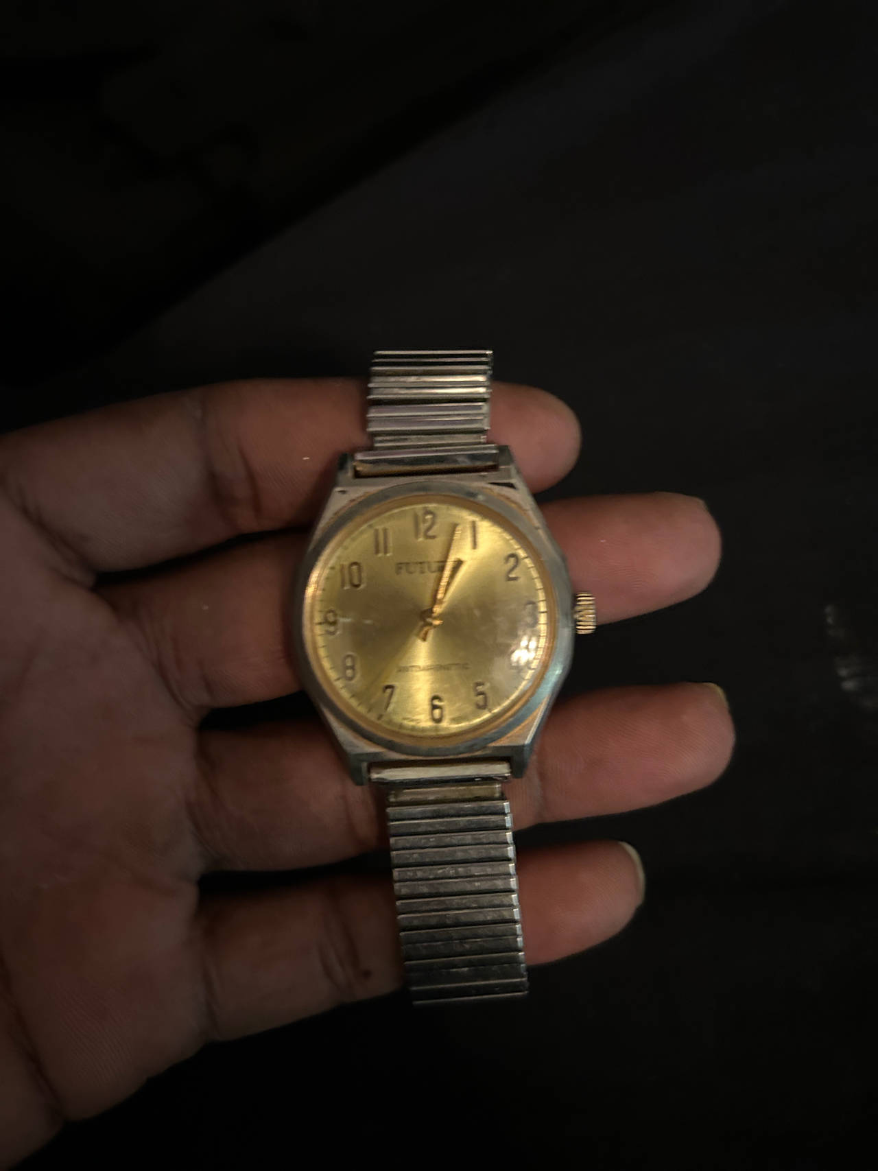 Futura Vintage Antimagnetic Watch