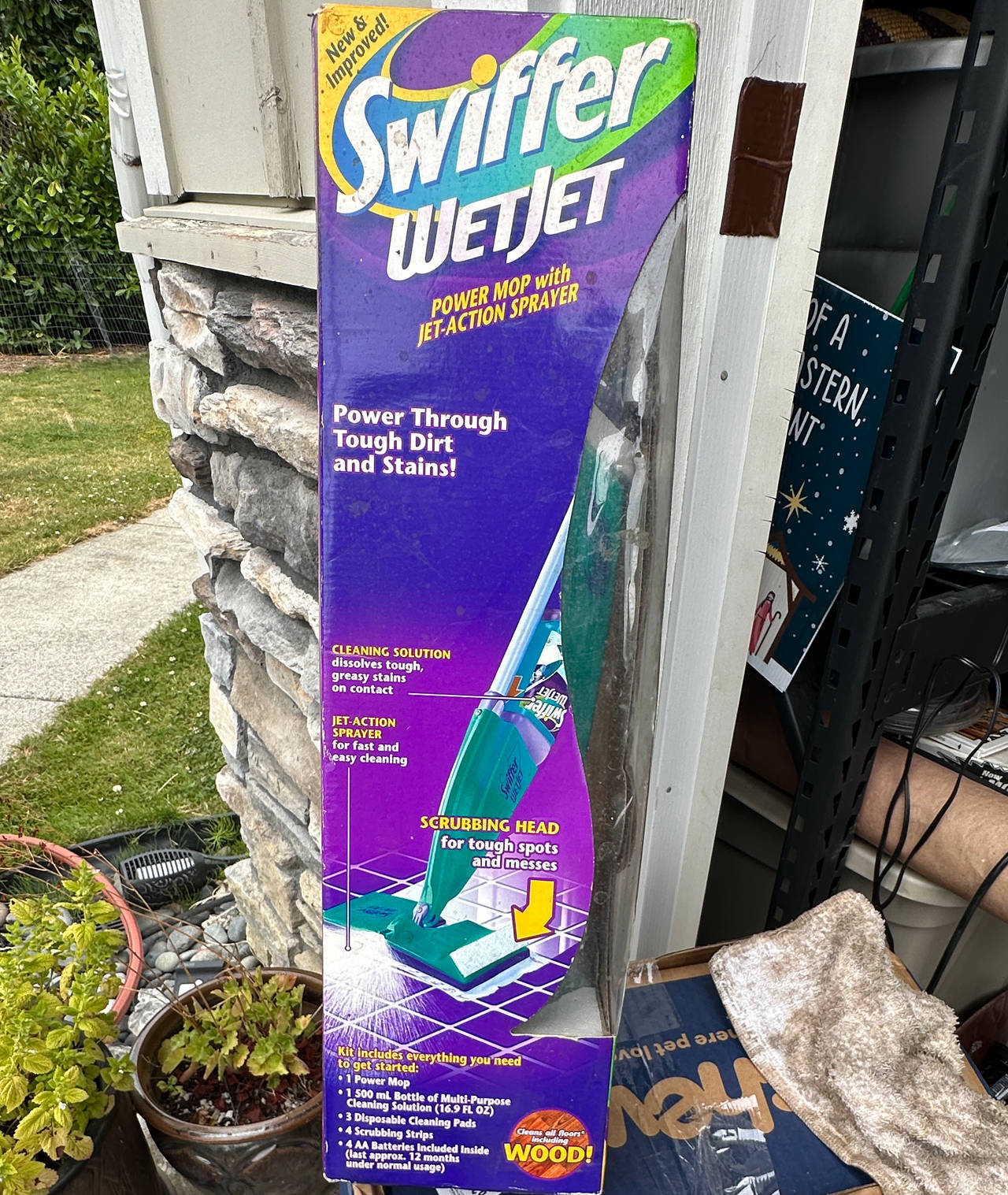 Swiffer WetJet Power Mop Starter Kit