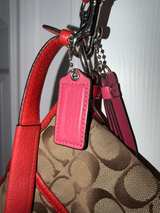 BROKEN STRAP NEEDS STITCHING Coach Signature Canvas Tote Bag - Image 5