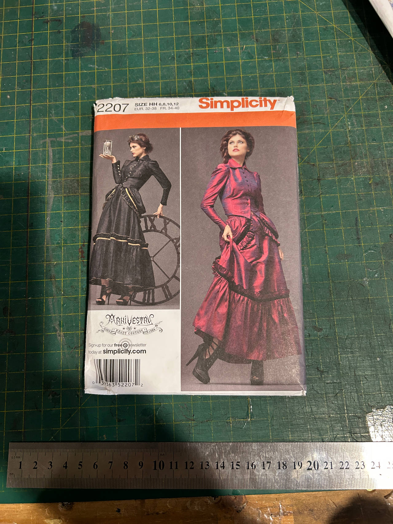 Simplicity Sewing Pattern 2207