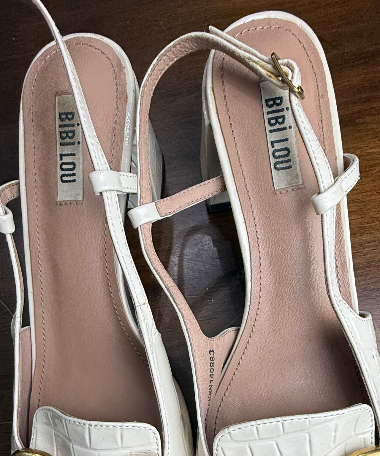 Bibi Lou Croc-Embossed Slingback Heels size 42