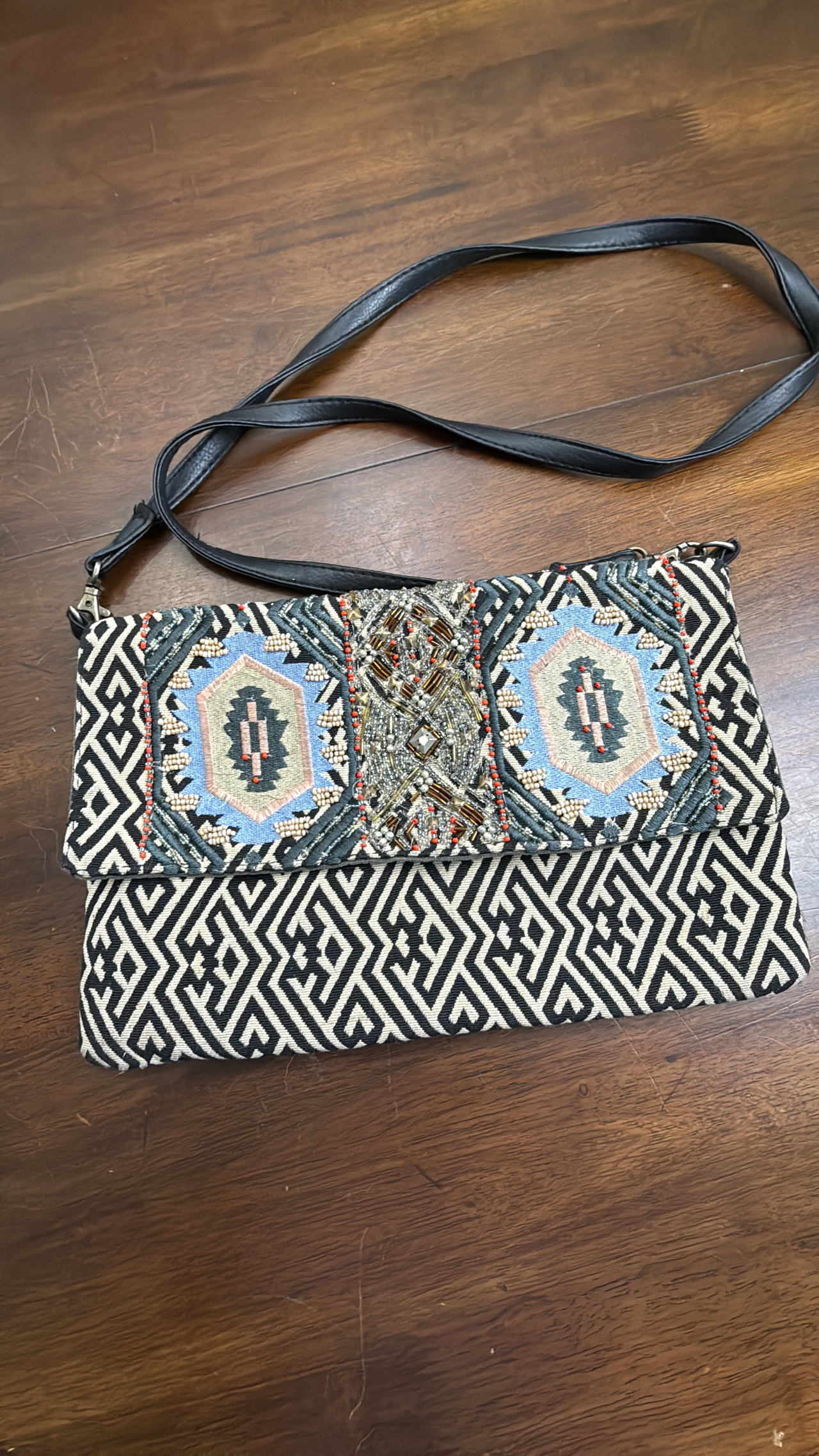 Sorpresa Beaded Geometric Boho Crossbody Bag