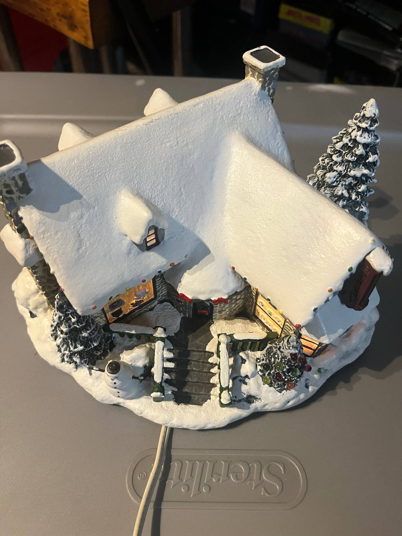 Lot of 4 Snow Village Lighted House ( 2 with working lights , 2 not working )