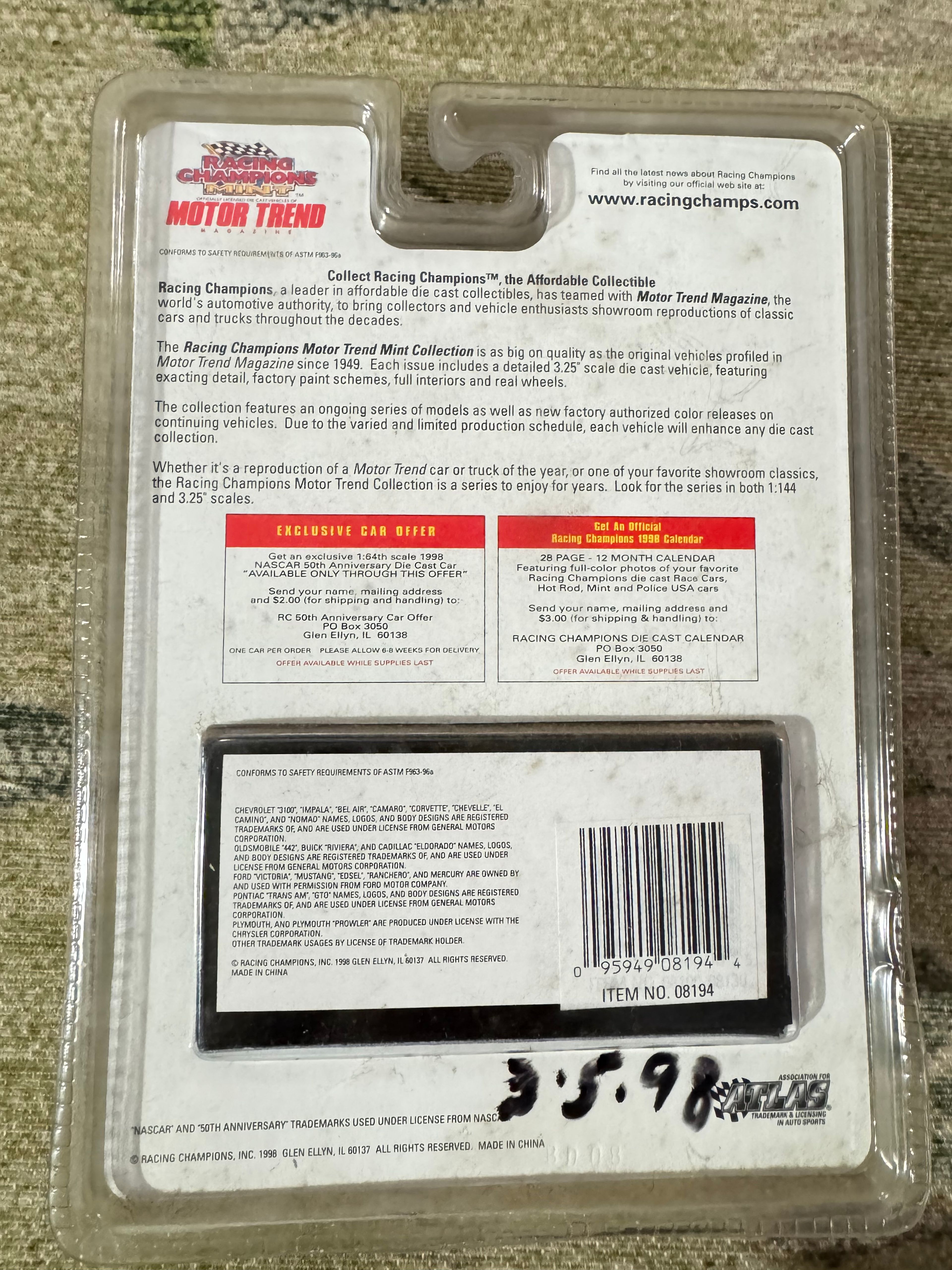 NEW Racing Champions Mint 1957 Ford Ranchero - Image 3